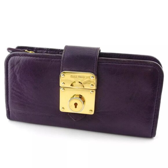 miu miu wallet logo plate leather Authentic Used